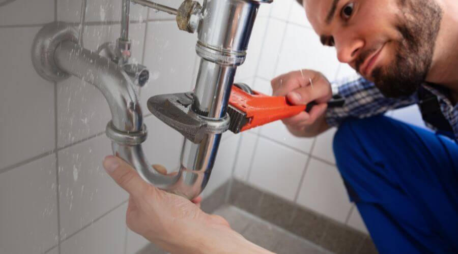 Professional same day plumber services in Farmingdale, ME